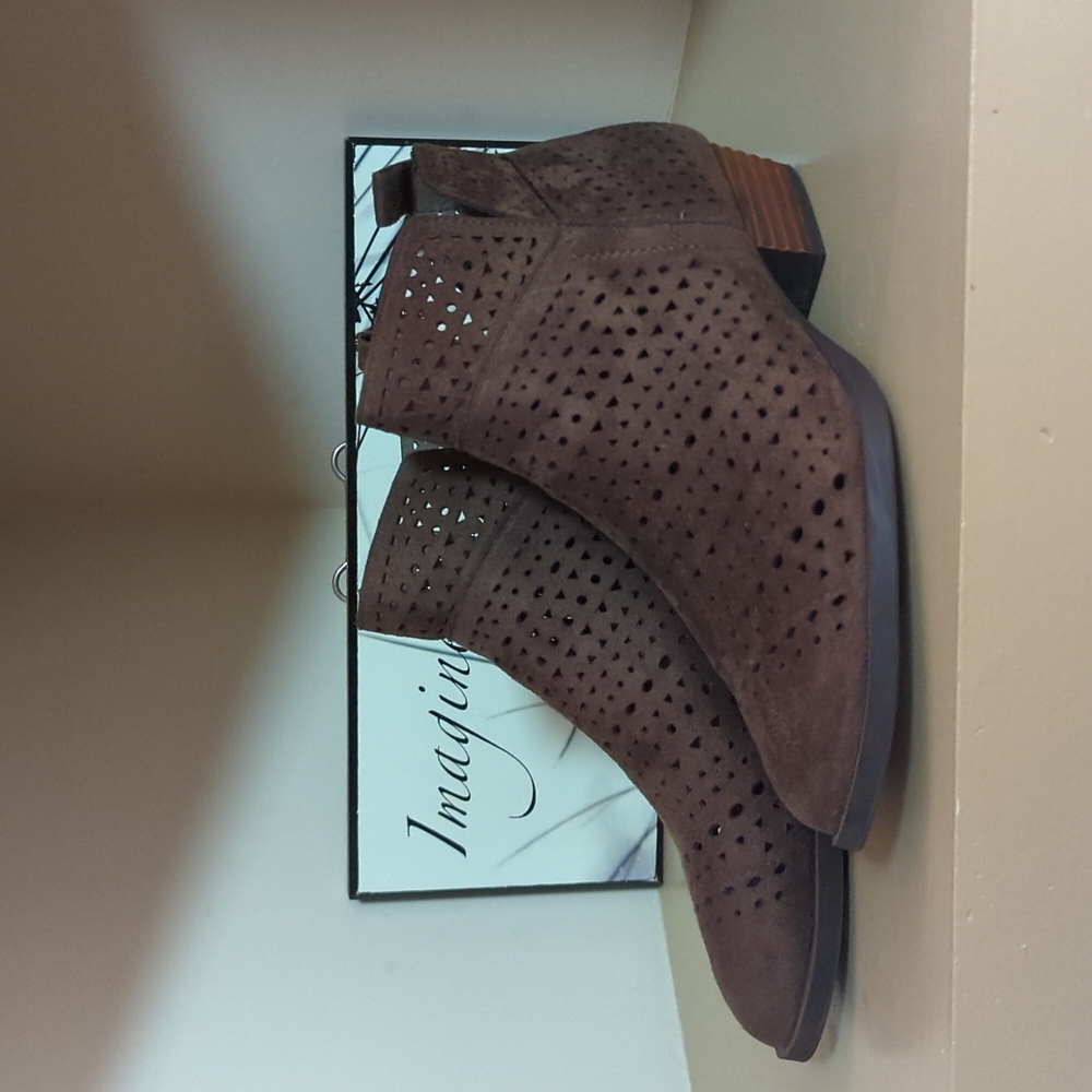 COMFORT Ankle boots